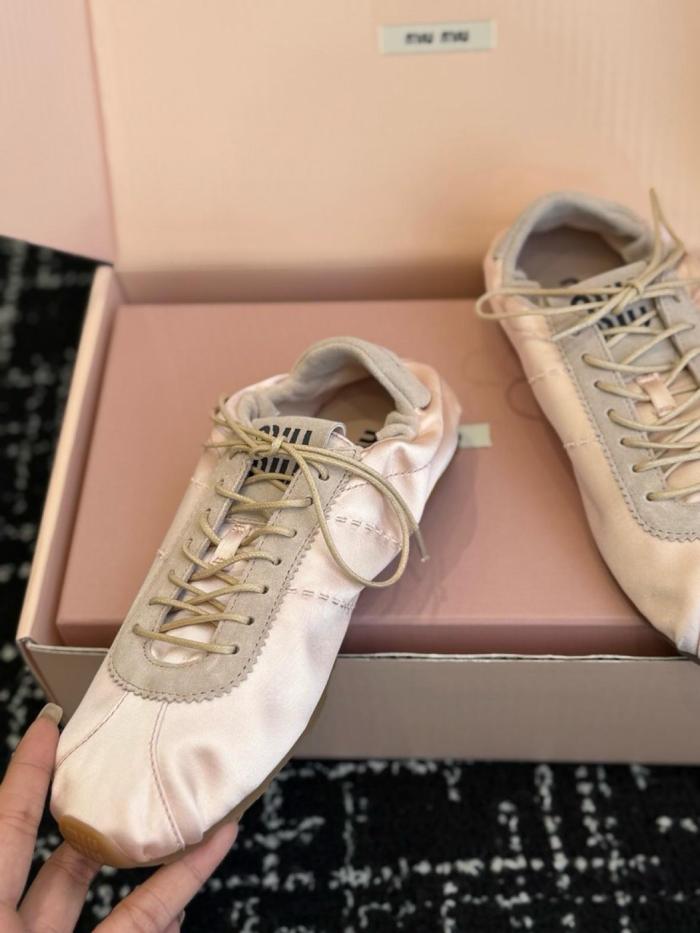 MIU MIU Plume Low top Casual Shoes Women's Nude Pink