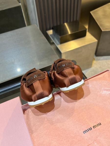 MIU MIU Plume Low top Casual Shoes Women's Cocoa Brown