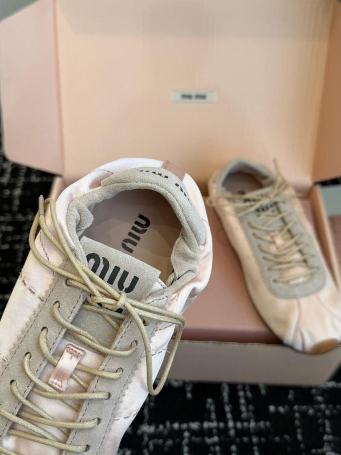 MIU MIU Plume Low top Casual Shoes Women's Nude Pink