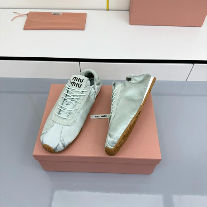 MIU MIU Plume Low top Casual Shoes Women's Pink Blue