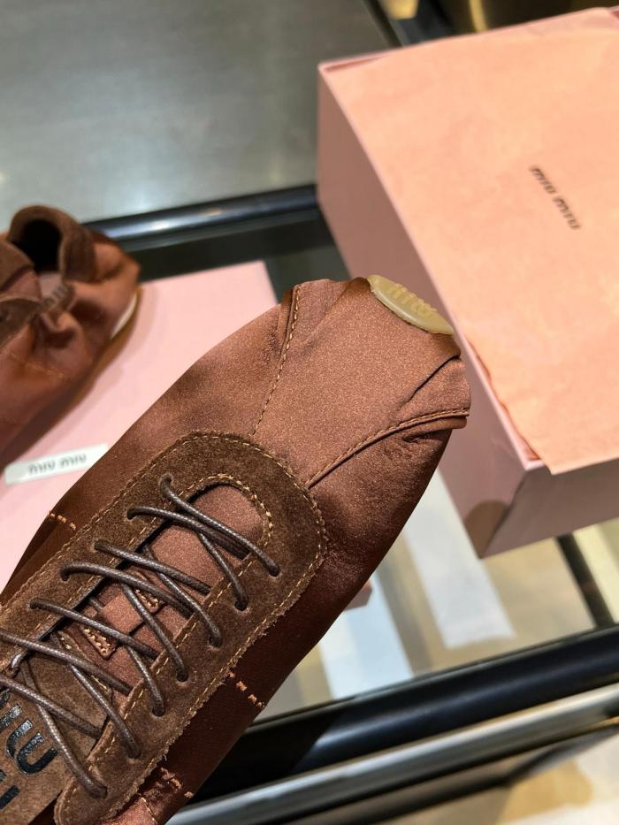 MIU MIU Plume Low top Casual Shoes Women's Cocoa Brown