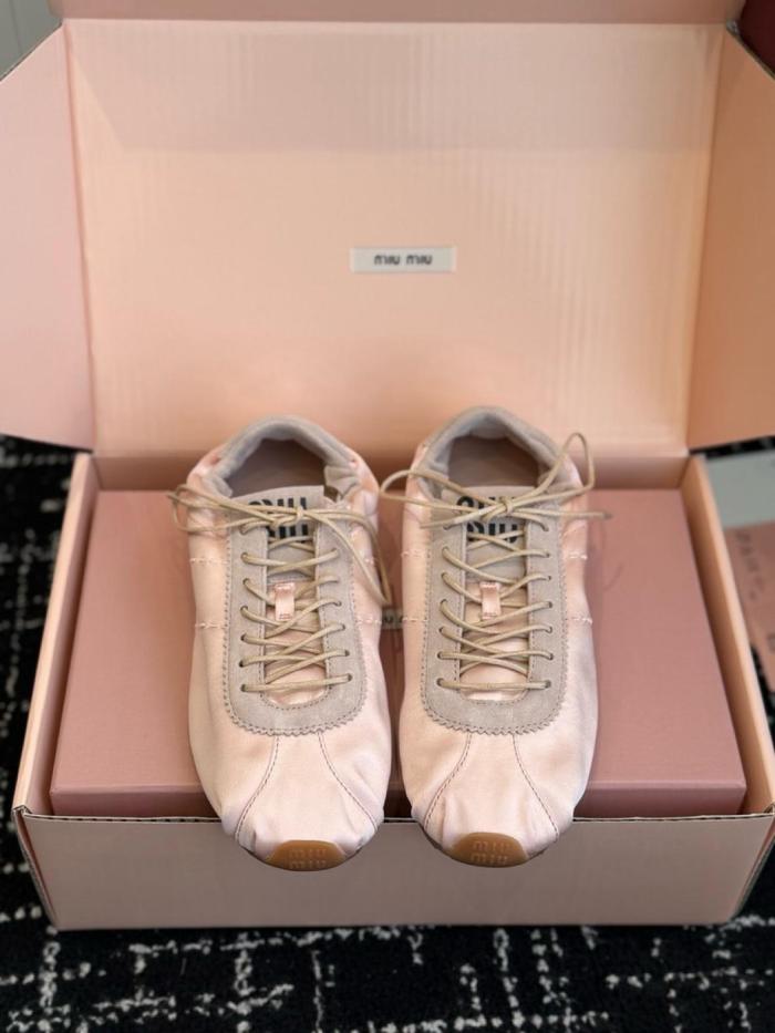 MIU MIU Plume Low top Casual Shoes Women's Nude Pink
