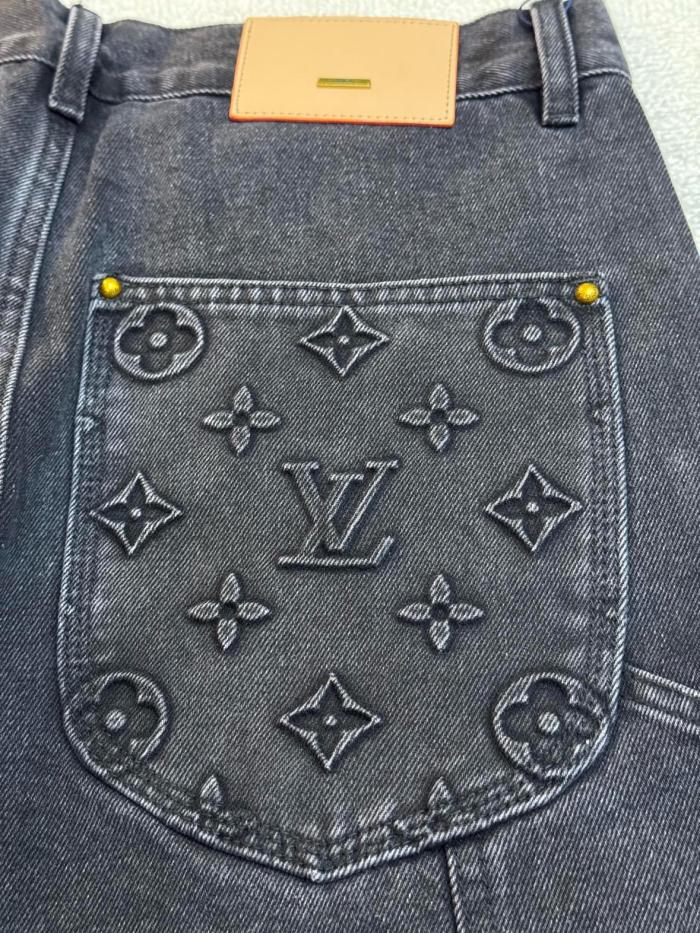 LOUIS VUITTON FW24 Denim Shorts Men's Black