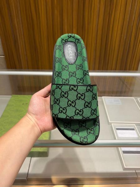 GUCCI Gg Canvas Slide Green Monogram