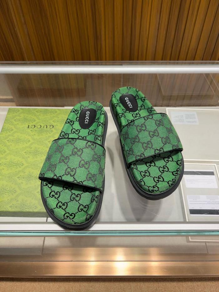 GUCCI Gg Canvas Slide Green Monogram
