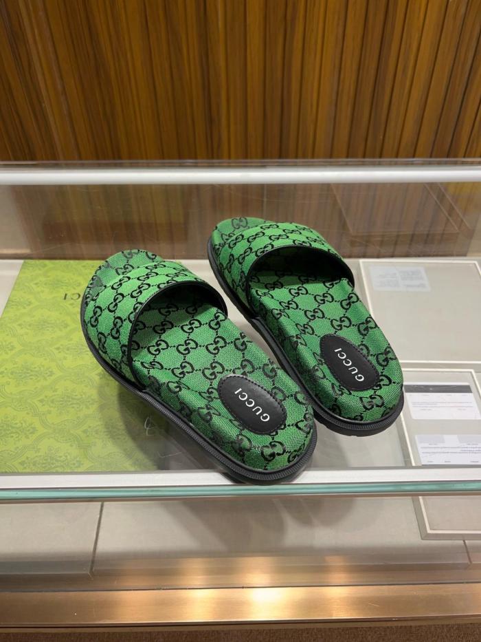 GUCCI Gg Canvas Slide Green Monogram