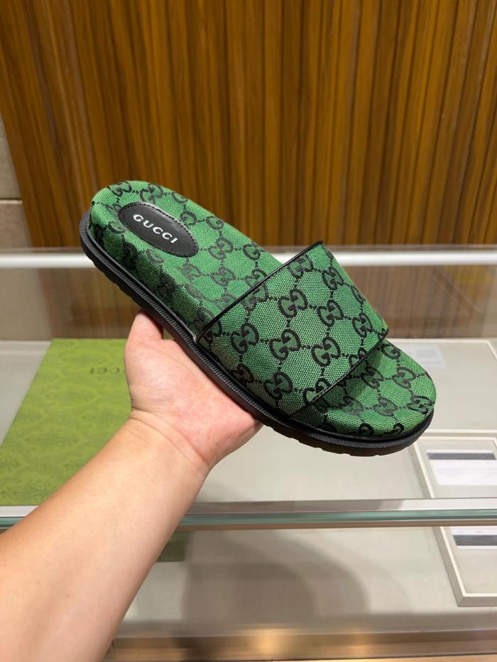 GUCCI Gg Canvas Slide Green Monogram