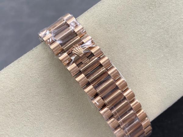 Rolex 2024 Day-Date diamond 40mm watch
