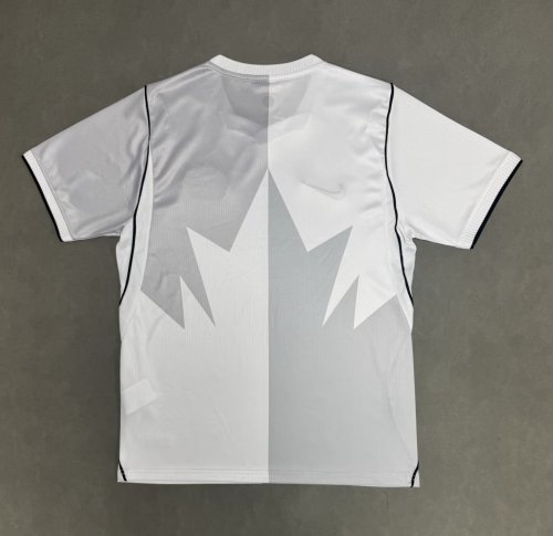 Nike T Shirts Men's White Crew Neck Moderate Straight Fit 26/27