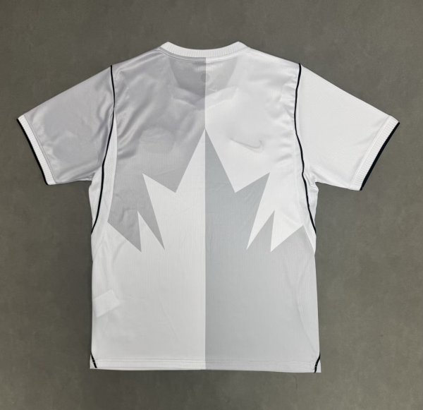 Nike T Shirts Men's White Crew Neck Moderate Straight Fit 26/27
