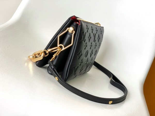 LOUIS VUITTON M21259 Coussin BB size L21.08cm W7.11cm H16cm