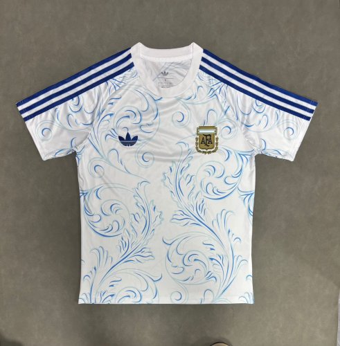 Adidas Originals 26/27 T Shirts Men's Ecru Crew Neck