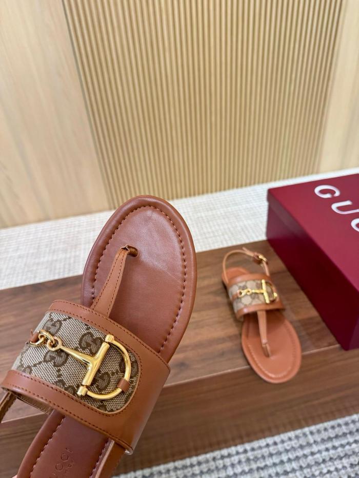 GUCCI Horsebit One Strap Sandals Women's Light Brown