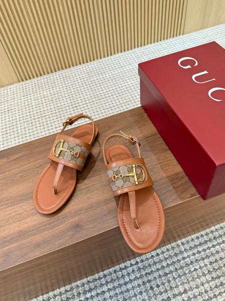 GUCCI Horsebit One Strap Sandals Women's Light Brown