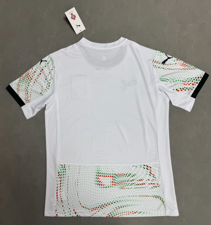 PUMA Camiseta De Fútbol De Visitante Auténtica Para Hombre De Portugal '25
