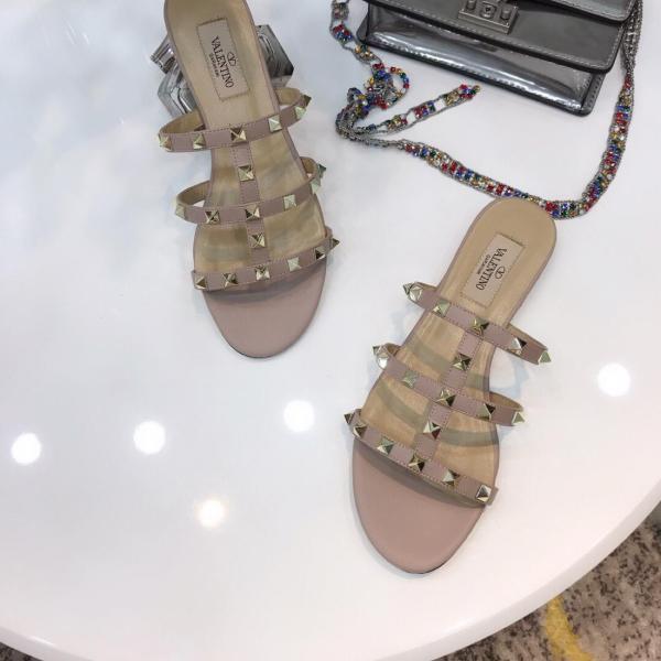 Valentino Rockstud Slide Slippers 0.5cm Women's Pink