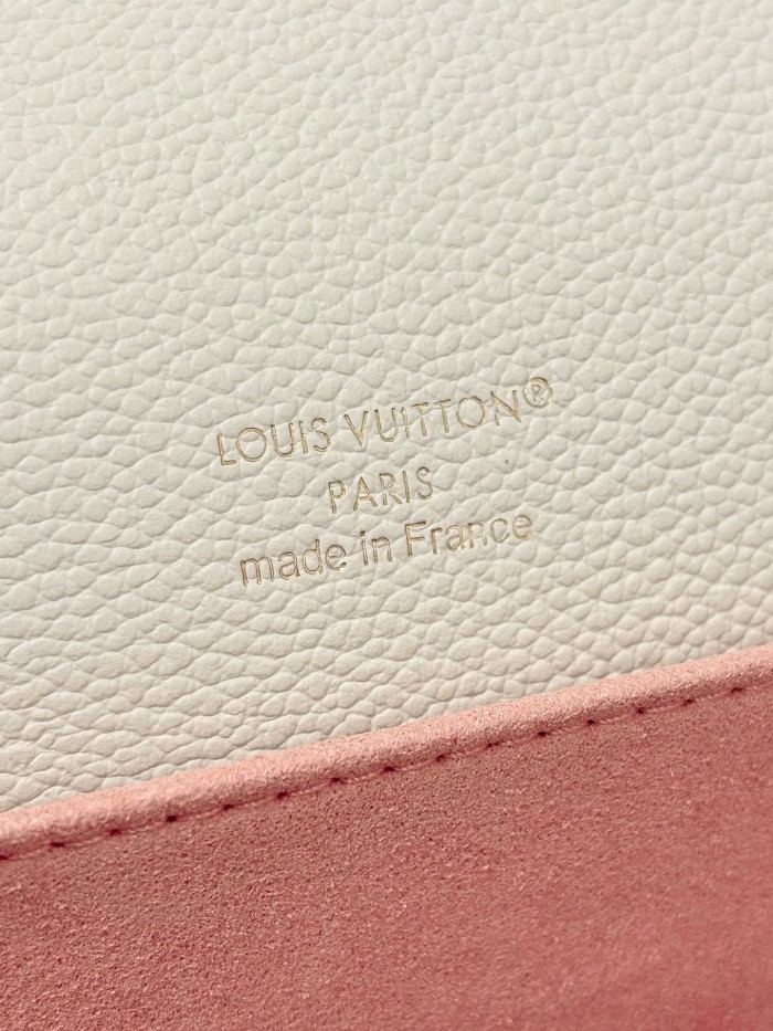  LOUIS VUITTON POCHETTE MÉTIS EAST WEST Cow Leather Shoulder Bag, Crossbody Bag, Handbag Women's White & Pink M27575 size 21.5*6*13.5cm