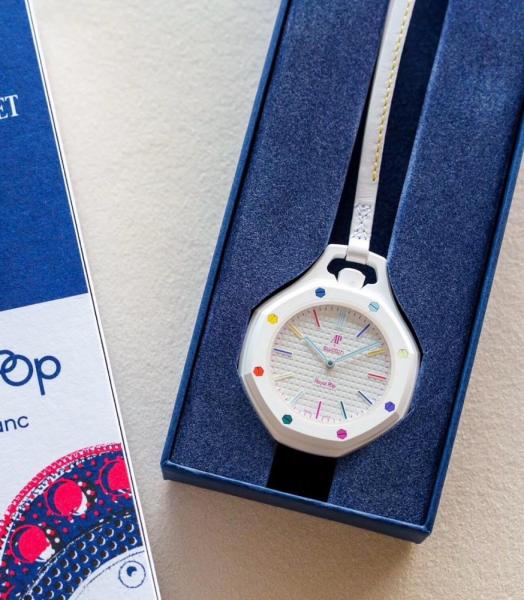 Swatch x Audemars Piguet AP Bioceramic Royal Pop Huit Blanc