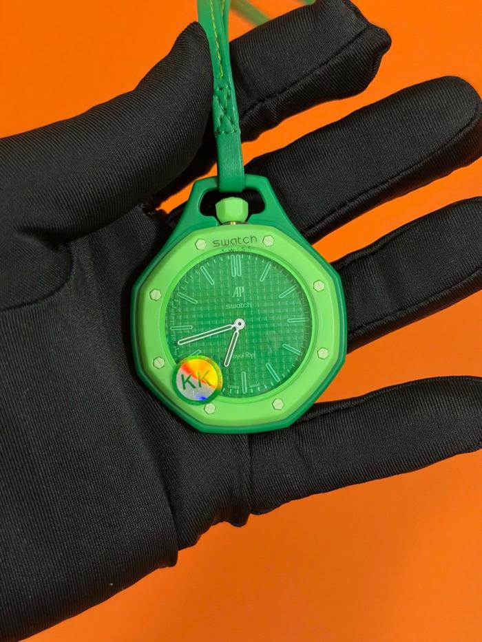 Swatch x Audemars Piguet AP Bioceramic Royal Pop Green Eight