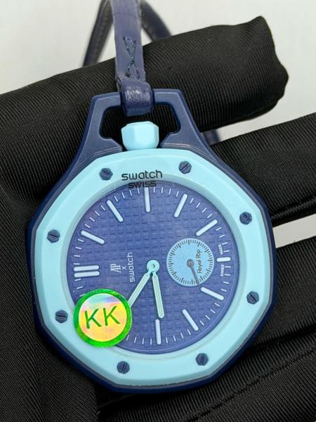 Swatch x Audemars Piguet AP Bioceramic Royal Pop Savonnette Lan Ba
