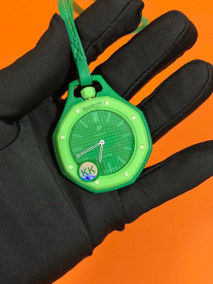 Swatch x Audemars Piguet AP Bioceramic Royal Pop Green Eight