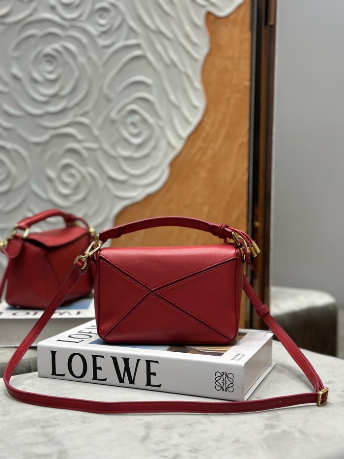 LOEWE Puzzle Lambskin Puzzle Bag One Shoulder Handbag Mini Women's Burnt Red A510PLIX04-7885 Size 17.5*7.5*12.5 cm