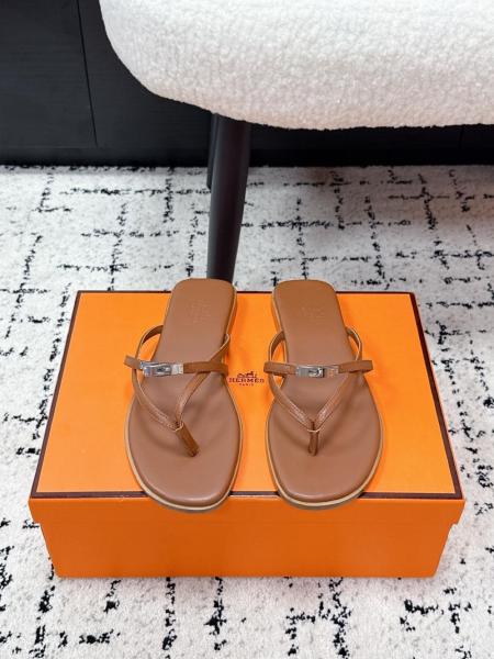 HERMES Flip Flops 0.6cm Women's Brown