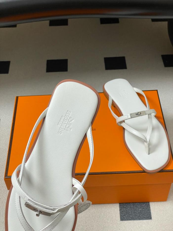 HERMES Flip Flops 0.6cm Women's White