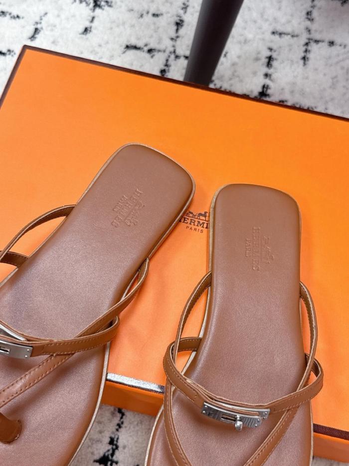 HERMES Flip Flops 0.6cm Women's Brown