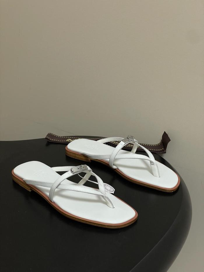 HERMES Flip Flops 0.6cm Women's White