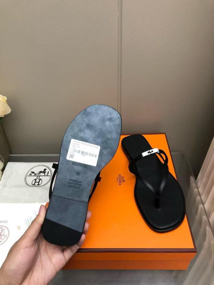 HERMES Flip Flops 0.6cm Women's Black