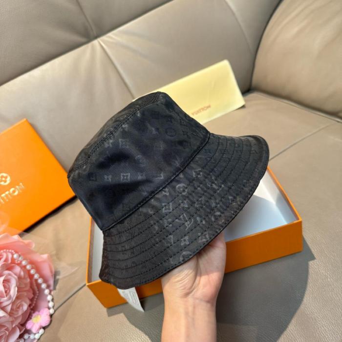 Louis Vuitton cap