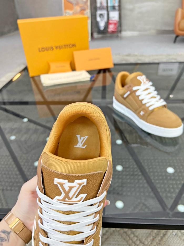 Louis Vuitton LV Trainer Beige