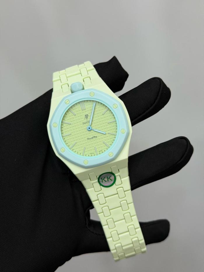 Swatch x Audemars Piguet AP Bioceramic Royal Pop Blaue Acht