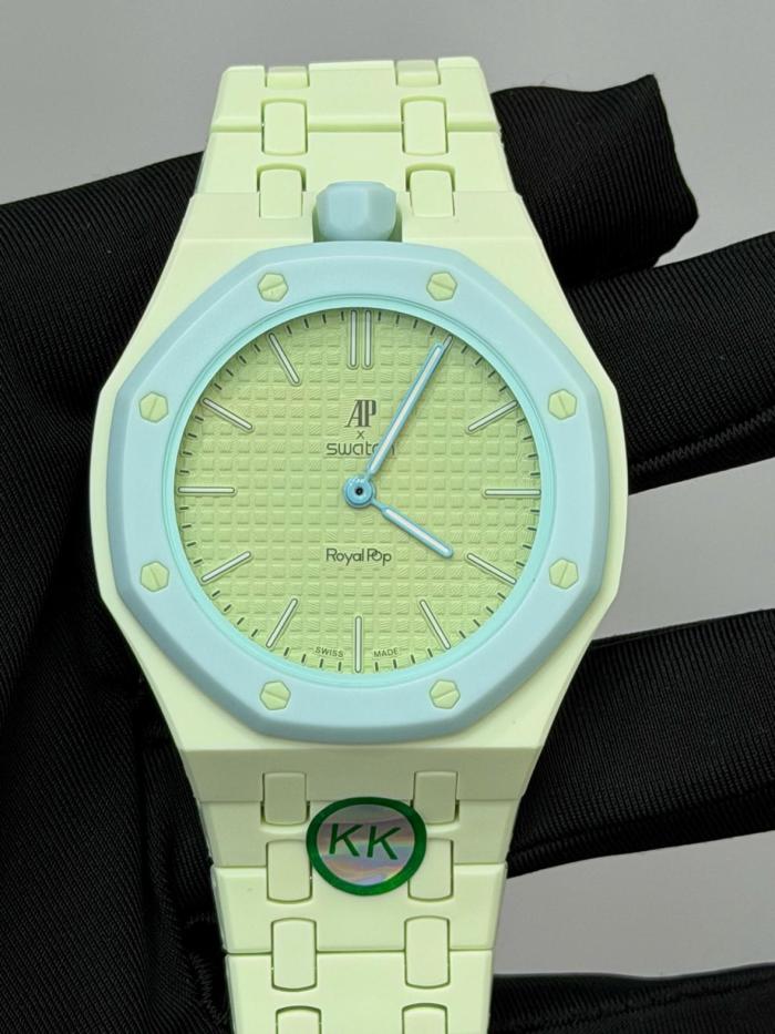 Swatch x Audemars Piguet AP Bioceramic Royal Pop Blaue Acht