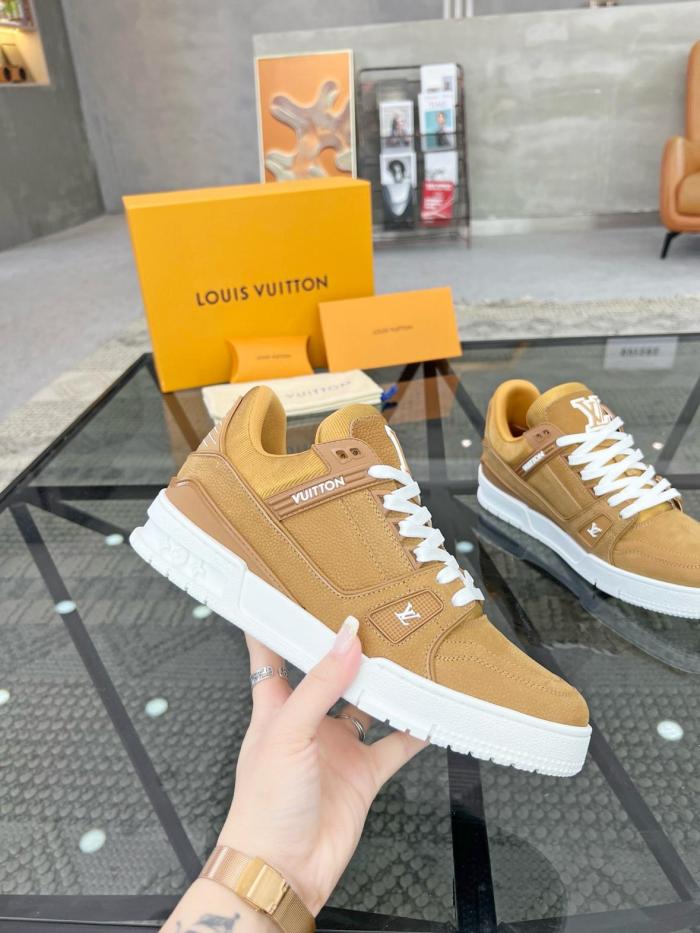 Louis Vuitton LV Trainer Beige