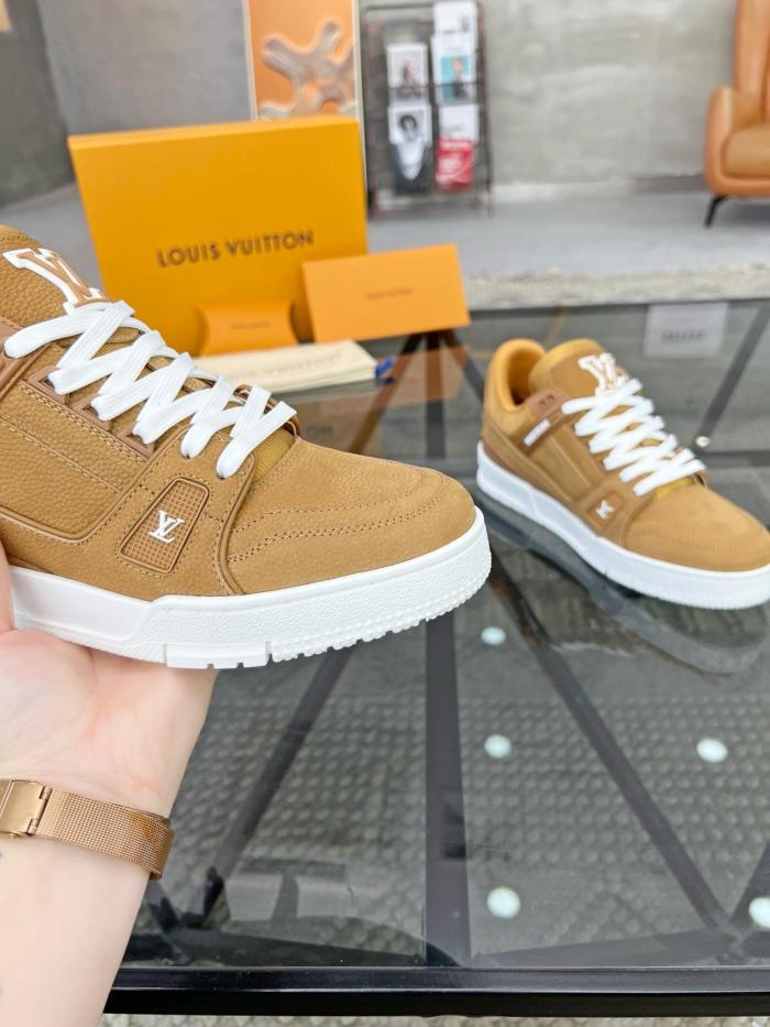 Louis Vuitton LV Trainer Beige