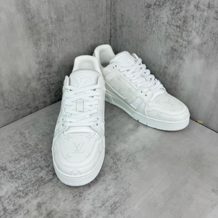 Louis Vuitton White Monochrome Louis Vuitton LV Trainer White/White
