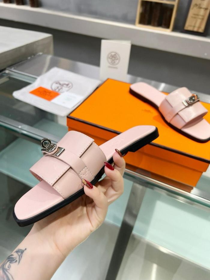 HERMES Giulia Slide Slippers Women's Pink