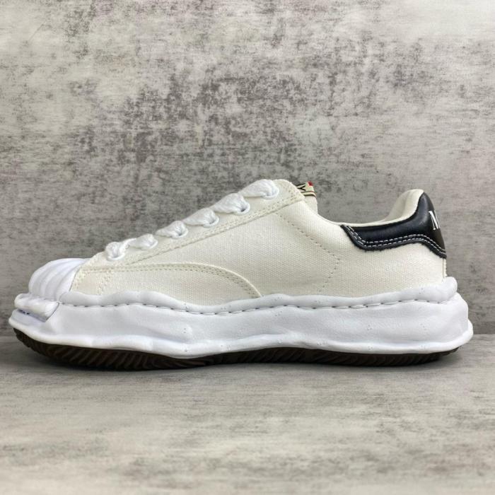 Maison Mihara Yasuhiro Blakey OG Sole Canvas Low White