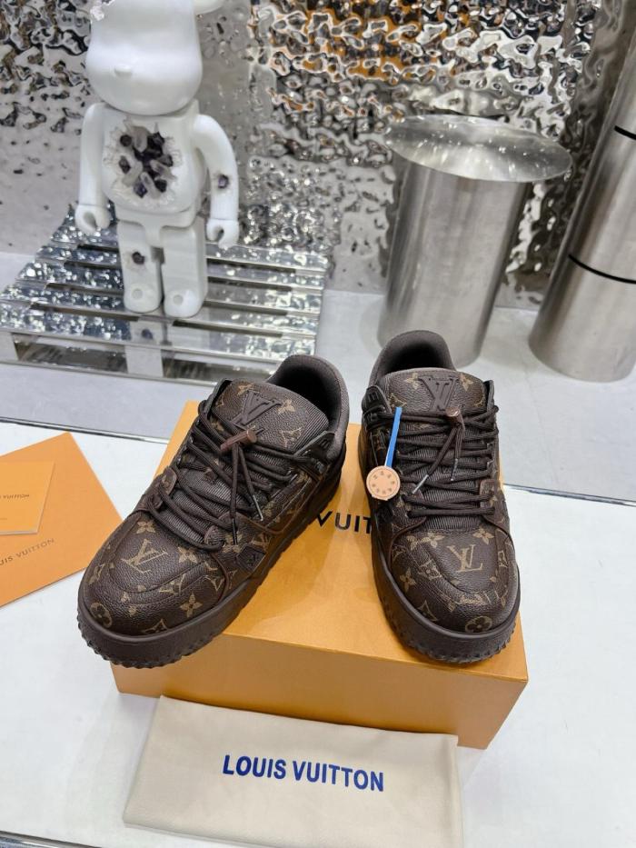 Louis Vuitton LV Trainer Maxi Ebene Monogram