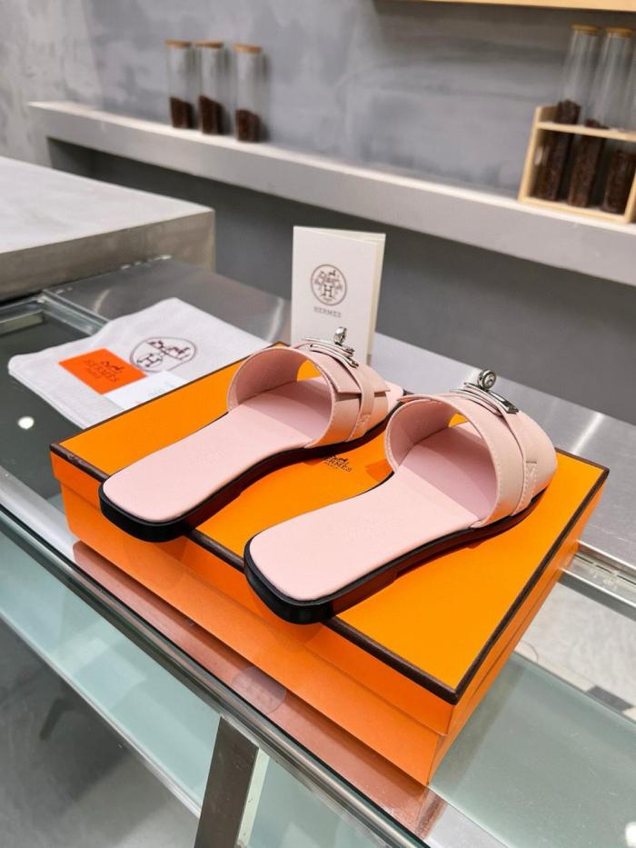 HERMES Giulia Slide Slippers Women's Pink