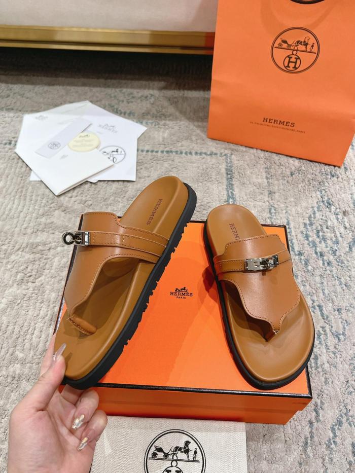 HERMES Empire Flip Flops Brown