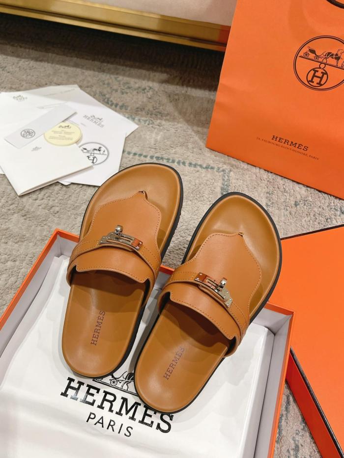 HERMES Empire Flip Flops Brown