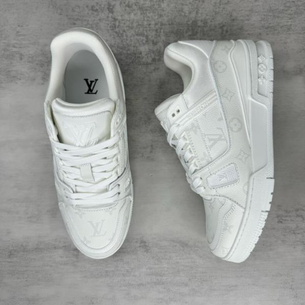 Louis Vuitton White Monochrome Louis Vuitton LV Trainer White/White