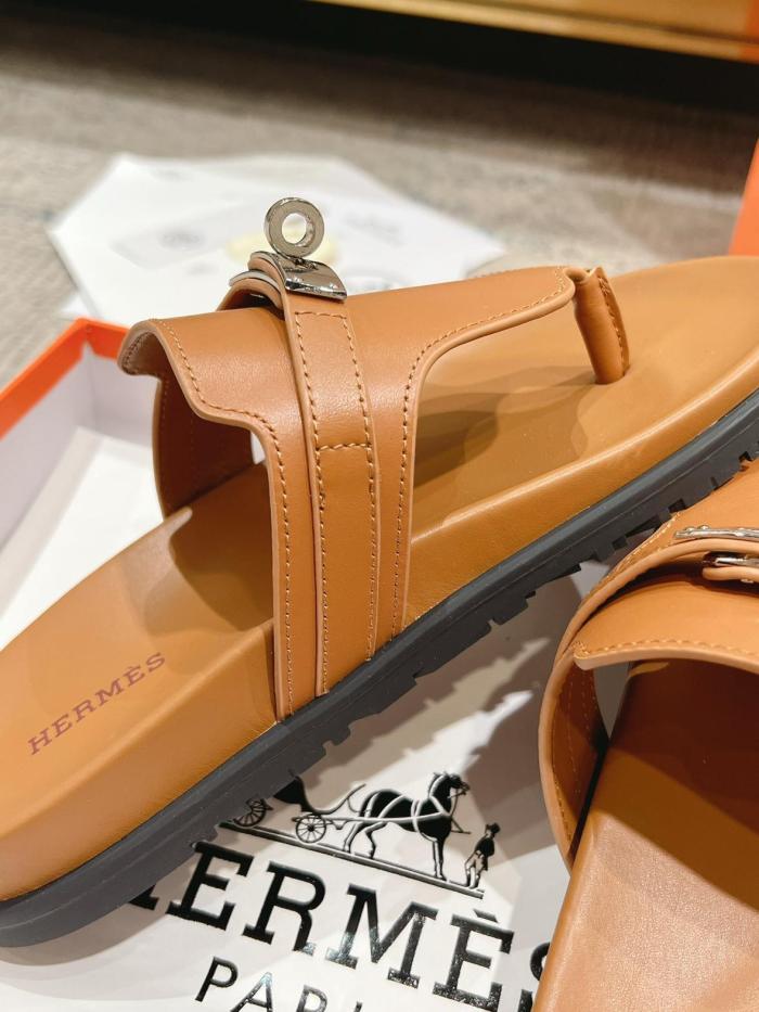 HERMES Empire Flip Flops Brown