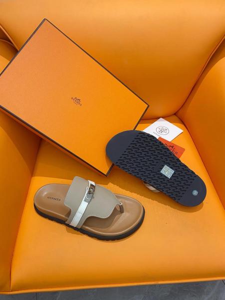 HERMES Fashion Trend Rubber Sole Flip Flops Brown