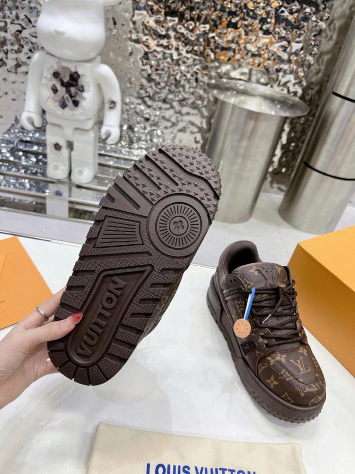Louis Vuitton LV Trainer Maxi Ebene Monogram
