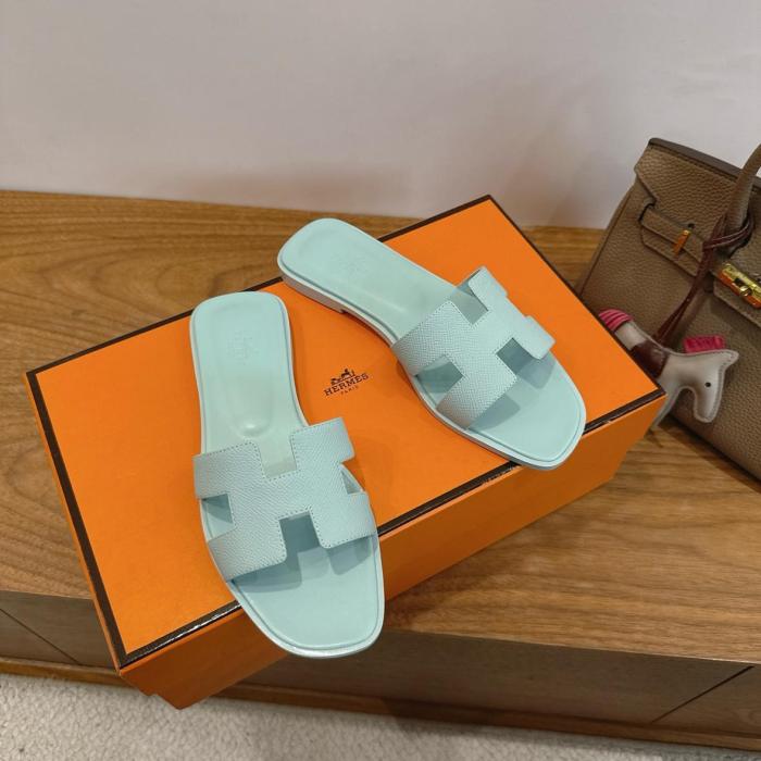 HERMES Oran Slide Slippers Women's Sky Blue