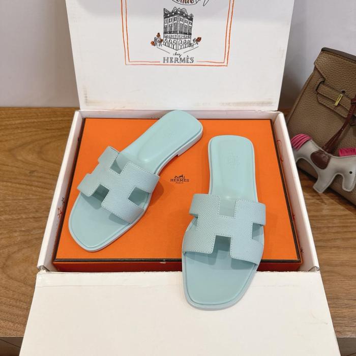 HERMES Oran Slide Slippers Women's Sky Blue